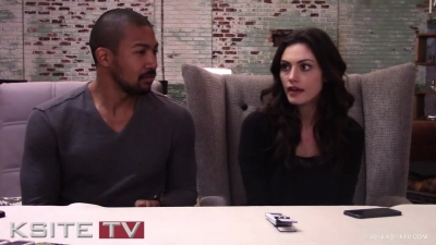 The_Originals_on_Set__Charles_Michael_Davis___Phoebe_Tonkin_0184.jpg