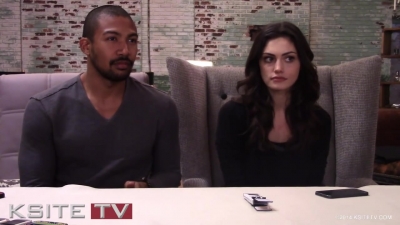The_Originals_on_Set__Charles_Michael_Davis___Phoebe_Tonkin_0200.jpg