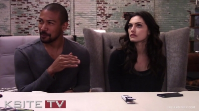 The_Originals_on_Set__Charles_Michael_Davis___Phoebe_Tonkin_0224.jpg