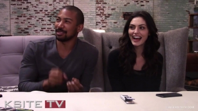 The_Originals_on_Set__Charles_Michael_Davis___Phoebe_Tonkin_0264.jpg
