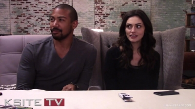 The_Originals_on_Set__Charles_Michael_Davis___Phoebe_Tonkin_0276.jpg