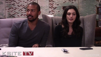 The_Originals_on_Set__Charles_Michael_Davis___Phoebe_Tonkin_0283.jpg