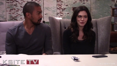 The_Originals_on_Set__Charles_Michael_Davis___Phoebe_Tonkin_0297.jpg