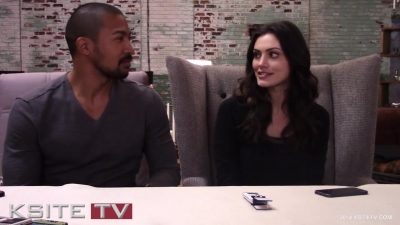 The_Originals_on_Set__Charles_Michael_Davis___Phoebe_Tonkin_0309.jpg