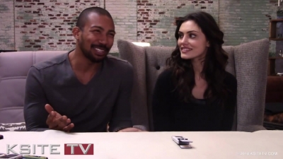 The_Originals_on_Set__Charles_Michael_Davis___Phoebe_Tonkin_0331.jpg