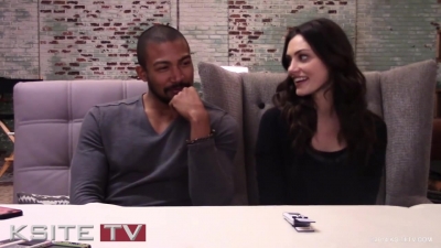 The_Originals_on_Set__Charles_Michael_Davis___Phoebe_Tonkin_0388.jpg