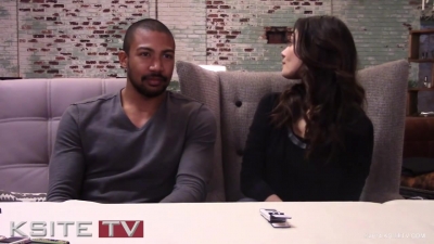 The_Originals_on_Set__Charles_Michael_Davis___Phoebe_Tonkin_0416.jpg