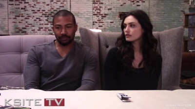 The_Originals_on_Set__Charles_Michael_Davis___Phoebe_Tonkin_0456.jpg