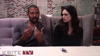 The_Originals_on_Set__Charles_Michael_Davis___Phoebe_Tonkin_0459.jpg