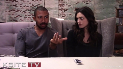 The_Originals_on_Set__Charles_Michael_Davis___Phoebe_Tonkin_0472.jpg