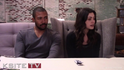 The_Originals_on_Set__Charles_Michael_Davis___Phoebe_Tonkin_0570.jpg