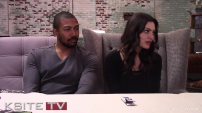 The_Originals_on_Set__Charles_Michael_Davis___Phoebe_Tonkin_0610.jpg