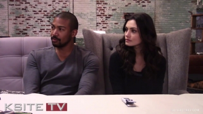 The_Originals_on_Set__Charles_Michael_Davis___Phoebe_Tonkin_0638.jpg