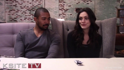 The_Originals_on_Set__Charles_Michael_Davis___Phoebe_Tonkin_0659.jpg