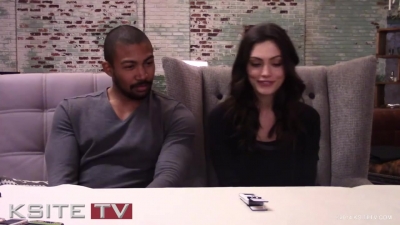 The_Originals_on_Set__Charles_Michael_Davis___Phoebe_Tonkin_0661.jpg