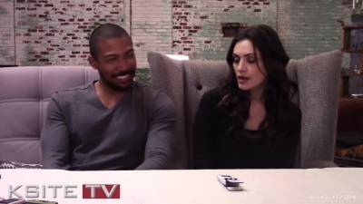The_Originals_on_Set__Charles_Michael_Davis___Phoebe_Tonkin_0678.jpg