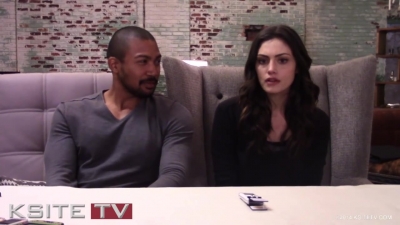 The_Originals_on_Set__Charles_Michael_Davis___Phoebe_Tonkin_0688.jpg