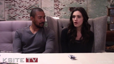 The_Originals_on_Set__Charles_Michael_Davis___Phoebe_Tonkin_0692.jpg