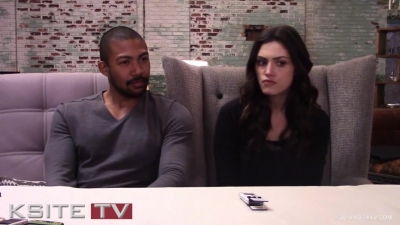 The_Originals_on_Set__Charles_Michael_Davis___Phoebe_Tonkin_0718.jpg