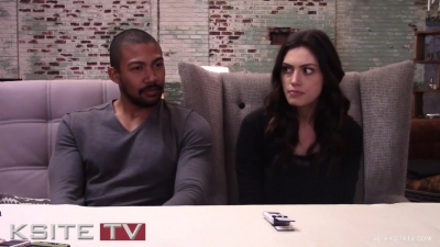 The_Originals_on_Set__Charles_Michael_Davis___Phoebe_Tonkin_0719.jpg