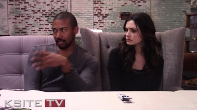 The_Originals_on_Set__Charles_Michael_Davis___Phoebe_Tonkin_0771.jpg
