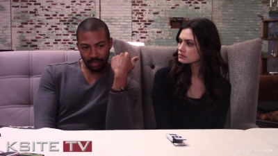 The_Originals_on_Set__Charles_Michael_Davis___Phoebe_Tonkin_0777.jpg