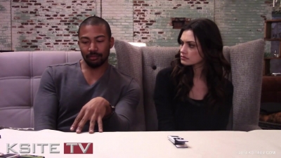 The_Originals_on_Set__Charles_Michael_Davis___Phoebe_Tonkin_0783.jpg