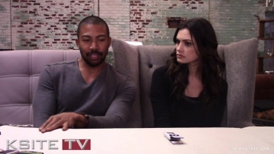 The_Originals_on_Set__Charles_Michael_Davis___Phoebe_Tonkin_0787.jpg