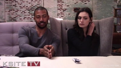 The_Originals_on_Set__Charles_Michael_Davis___Phoebe_Tonkin_0801.jpg