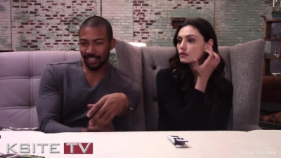 The_Originals_on_Set__Charles_Michael_Davis___Phoebe_Tonkin_0804.jpg