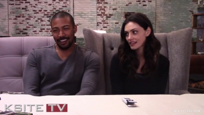 The_Originals_on_Set__Charles_Michael_Davis___Phoebe_Tonkin_0886.jpg