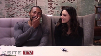 The_Originals_on_Set__Charles_Michael_Davis___Phoebe_Tonkin_0892.jpg