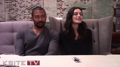 The_Originals_on_Set__Charles_Michael_Davis___Phoebe_Tonkin_0923.jpg