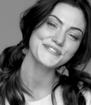 GIRLS_IN_FRAME___PHOEBE_TONKIN_067.jpg