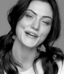 GIRLS_IN_FRAME___PHOEBE_TONKIN_070.jpg