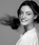 GIRLS_IN_FRAME___PHOEBE_TONKIN_120.jpg