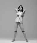 GIRLS_IN_FRAME___PHOEBE_TONKIN_136.jpg