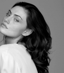 GIRLS_IN_FRAME___PHOEBE_TONKIN_205.jpg
