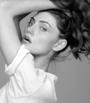 GIRLS_IN_FRAME___PHOEBE_TONKIN_267.jpg