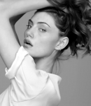 GIRLS_IN_FRAME___PHOEBE_TONKIN_269.jpg