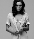 GIRLS_IN_FRAME___PHOEBE_TONKIN_280.jpg