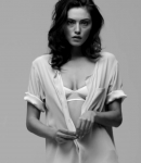 GIRLS_IN_FRAME___PHOEBE_TONKIN_281.jpg