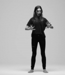 GIRLS_IN_FRAME___PHOEBE_TONKIN_382.jpg