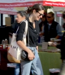 Out_at_the_Farmers_Market_in_Studio_City___281429.jpg