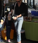 Out_at_the_Farmers_Market_in_Studio_City___285129.jpg