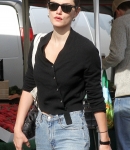 Out_at_the_Farmers_Market_in_Studio_City___287229.jpg