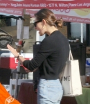 Out_at_the_Farmers_Market_in_Studio_City___288029.jpg
