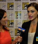 Filename=Phoebe_Tonkin_Talks_Hayley___Klaus_Relationship_and_The_Originals__2013_Comic-Con_168.jpg
Filesize=292KiB
Dimensions=1920x1080
Date added=Nov 01, 2018 Phoebe_Tonkin_Talks_Hayley___Klaus_Relationship_and_The_Originals__2013_Comic-Con_168.jpg