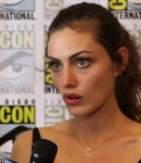 Filename=Phoebe_Tonkin__The_Originals__Teases_Hayley_s_Hybrid_Future_-_Comic-Con_2014_117.jpg
Filesize=171KiB
Dimensions=1920x1080
Date added=Nov 01, 2018 Phoebe_Tonkin__The_Originals__Teases_Hayley_s_Hybrid_Future_-_Comic-Con_2014_117.jpg