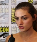 Phoebe_Tonkin__The_Originals__Teases_Hayley_s_Hybrid_Future_-_Comic-Con_2014_138.jpg